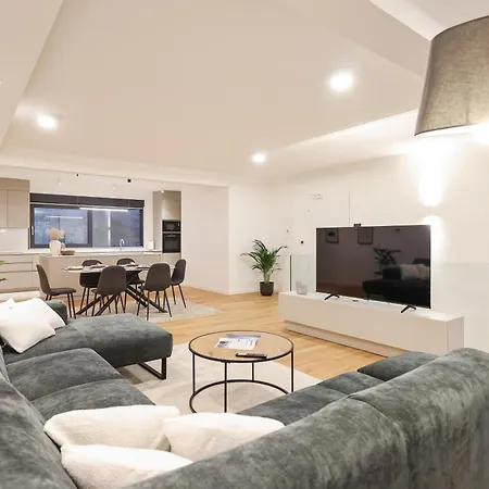 Port Luxury Penthouse * Привлака